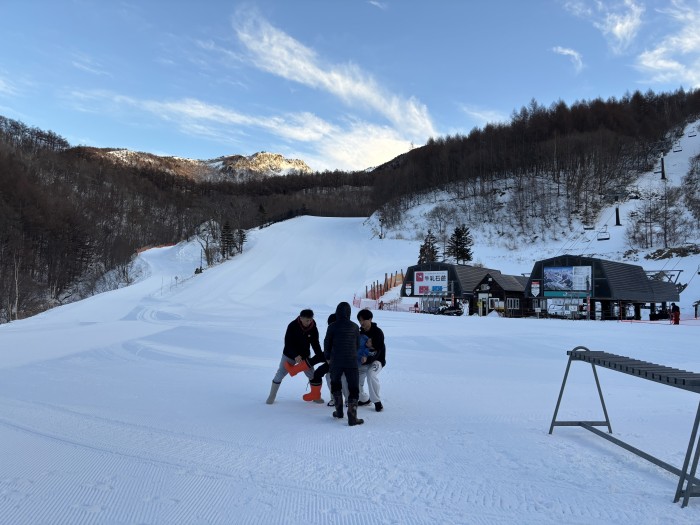 1BE532C1-696F-4B16-AB58-8056CB96C63C