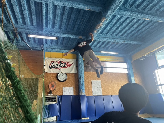 S__18382908_0